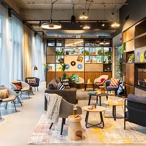 3* Hotell Moxy Berlin Airport