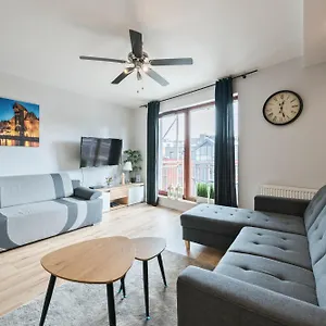 https://dom-house-apartments-waterlane-island.gdanskhotel.org