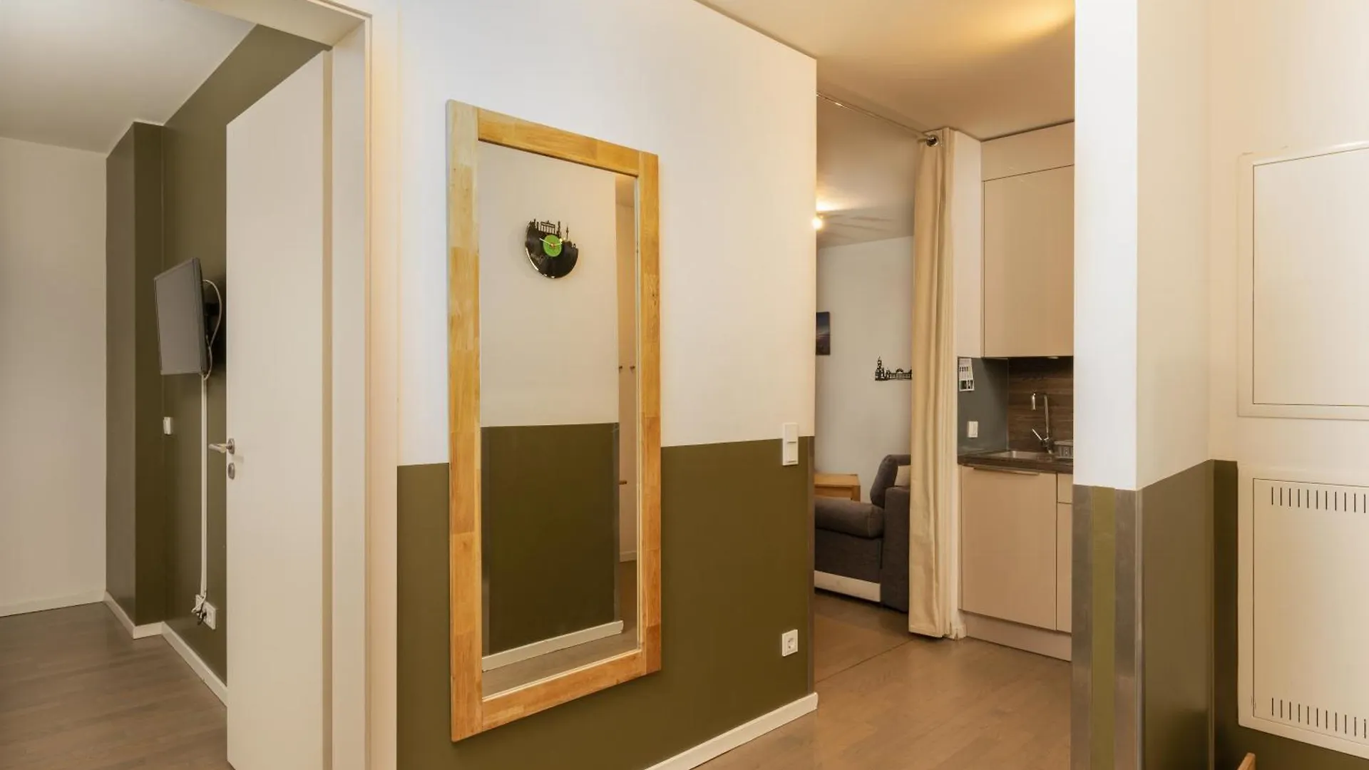 Holiday At Alexanderplatz Apartments Berlin 0*,  Almanya