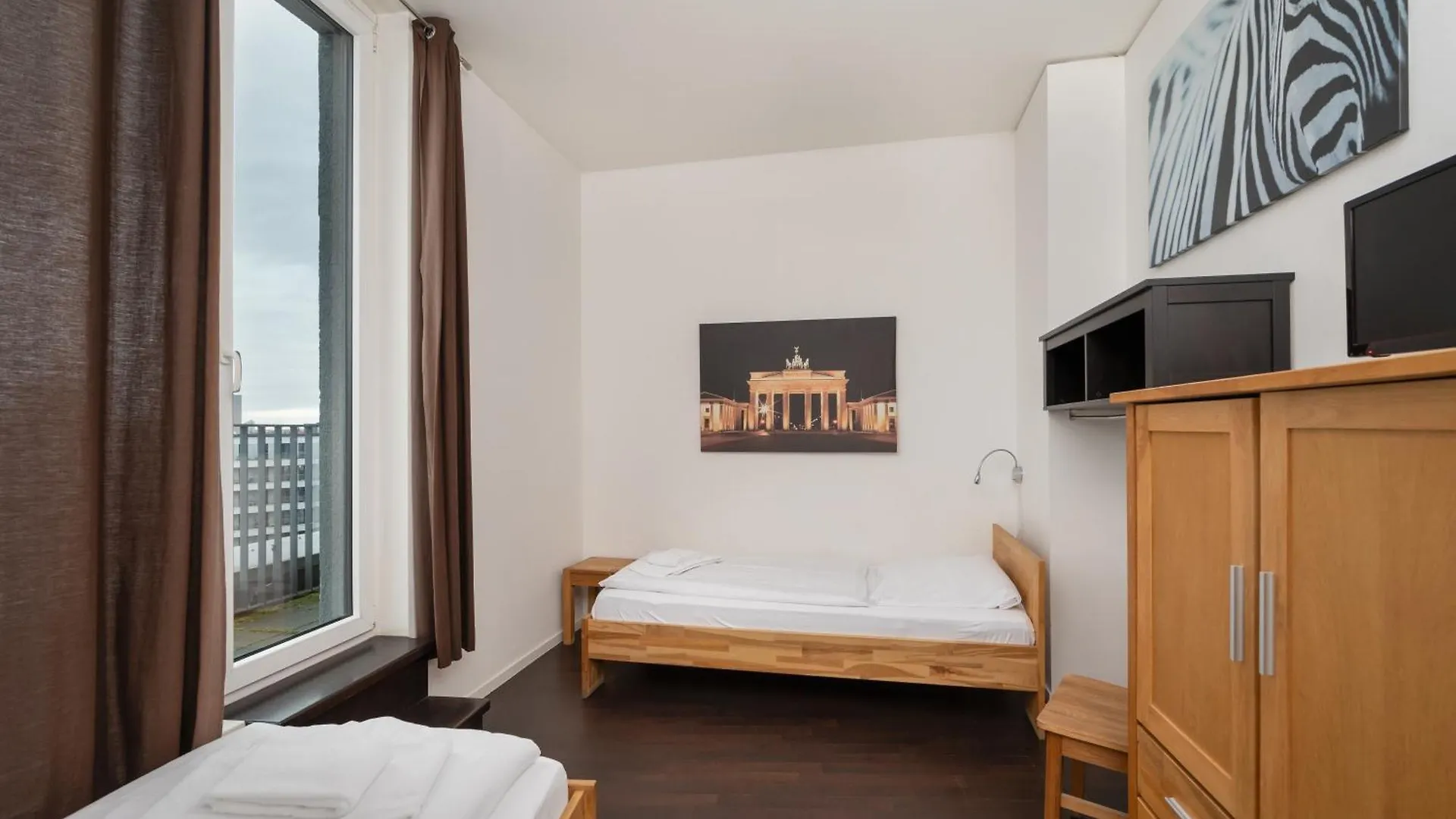 Holiday At Alexanderplatz Apartments Berlin