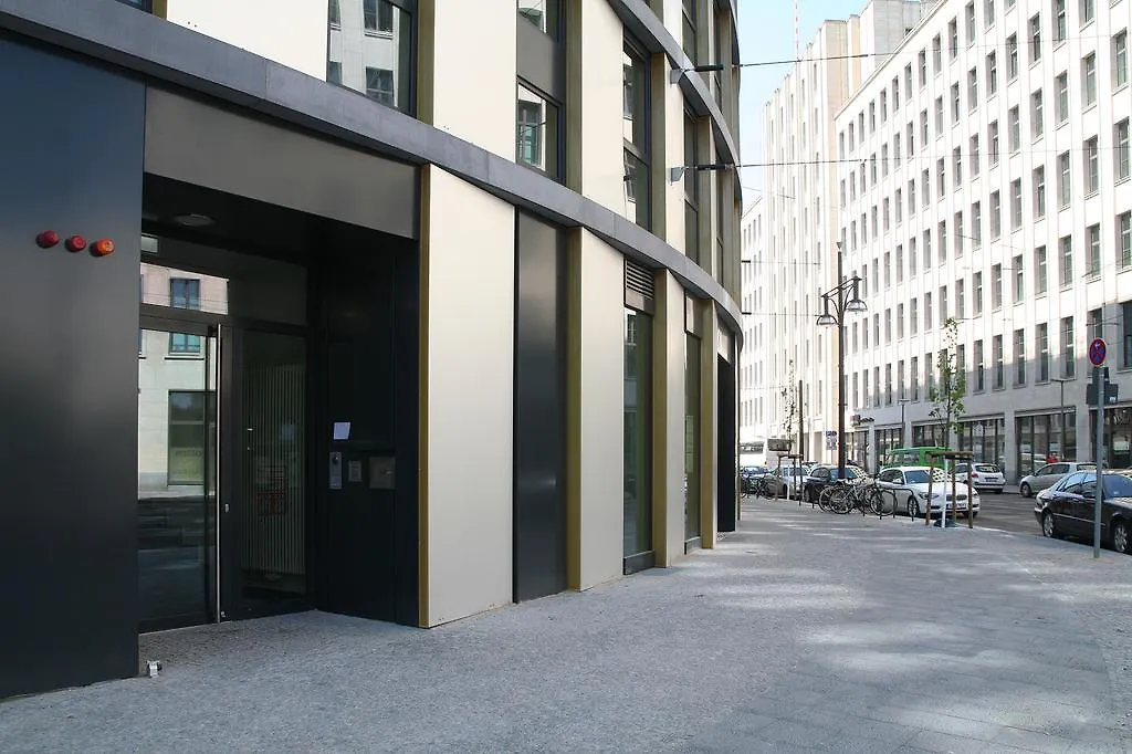 Holiday At Alexanderplatz Apartments Berlin Almanya